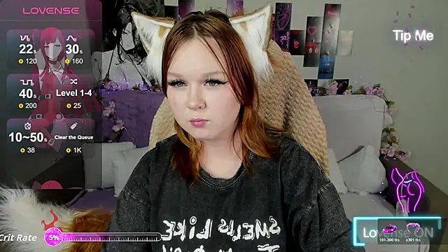 Lovly Vixen online show from 11-19-25, 05:13