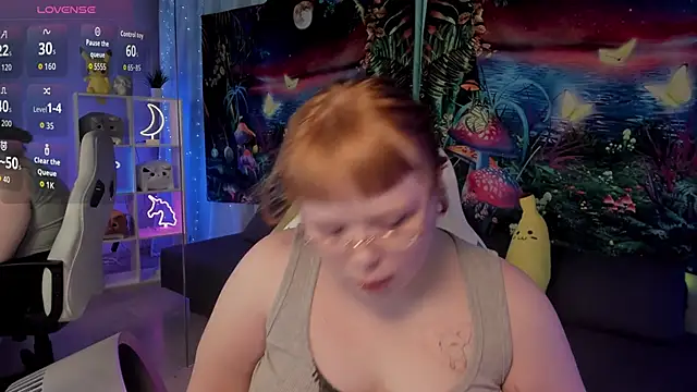 LottieReed online show from 11-06-25, 01:59