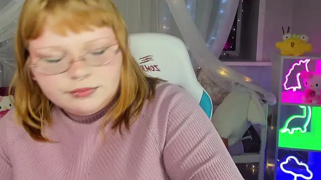 LottieReed online show from 12-15-25, 12:44