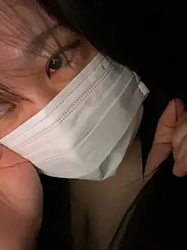 Snapshot of RIHO_riho_01 chatting on 04-21-26, 06:25 RIHO riho 01 online show from 04-21-26, 06:25