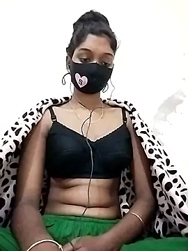 Snapshot of Tushi-10 chatting on 12-21-25, 09:37 Tushi-10 online show from 12-21-25, 09:37