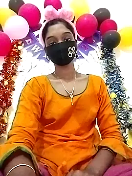 Snapshot of Tushi-10 chatting on 01-10-26, 11:44 Tushi-10 online show from 01-10-26, 11:44