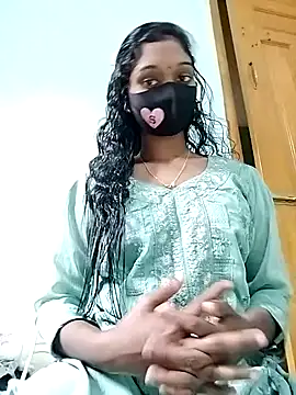 Snapshot of Tushi-10 chatting on 11-23-25, 06:56 Tushi-10 online show from 11-23-25, 06:56