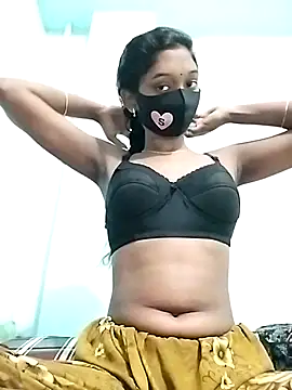 Snapshot of Tushi-10 chatting on 12-14-25, 12:28 Tushi-10 online show from 12-14-25, 12:28