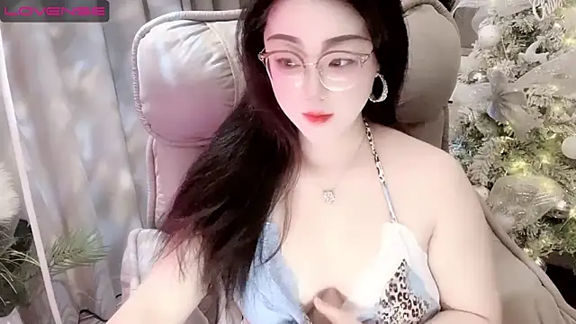 Snapshot of Monica-666888- chatting on 05-01-26, 04:34 Monica-666888- online show from 05-01-26, 04:34