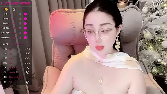 Snapshot of Monica-666888- chatting on 05-08-26, 05:55 Monica-666888- online show from 05-08-26, 05:55