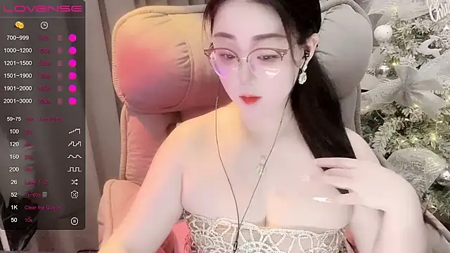 Snapshot of Monica-666888- chatting on 05-21-26, 03:20 Monica-666888- online show from 05-21-26, 03:20