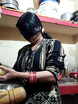 Pyaar Ki Pooja online show from 11-14-25, 03:32