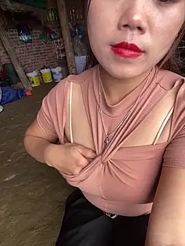 nachi-baby online show from 11-10-25, 08:19