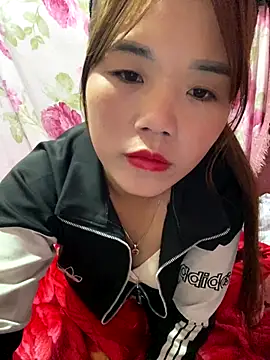 nachi-baby online show from 11-28-25, 08:09