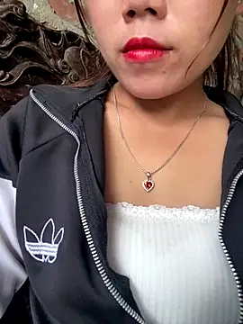 nachi-baby online show from 10-31-25, 08:33