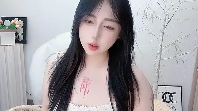 Snapshot of Love-hanzaizai718 chatting on 11-29-25, 02:06 Love-hanzaizai718 online show from 11-29-25, 02:06