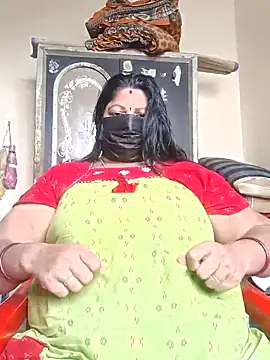 Snapshot of sreemamitha9 chatting on 12-19-25, 08:06 sreemamitha9 online show from 12-19-25, 08:06