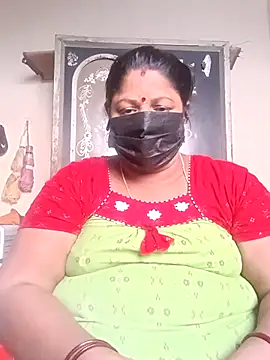 Snapshot of sreemamitha9 chatting on 11-25-25, 12:05 sreemamitha9 online show from 11-25-25, 12:05