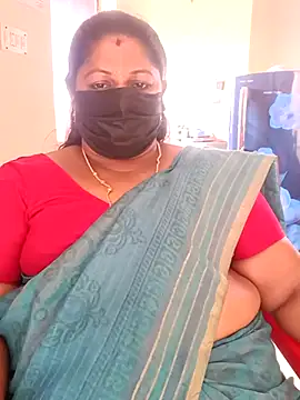 Snapshot of sreemamitha9 chatting on 02-14-26, 10:15 sreemamitha9 online show from 02-14-26, 10:15