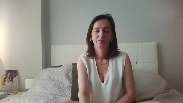 Snapshot of ArianaStarr chatting on 04-24-26, 07:21 ArianaStarr online show from 04-24-26, 07:21