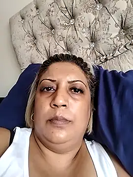 IndianLara online show from 03-12-26, 01:04