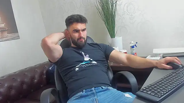 MicahLane online show from 10-28-25, 05:29