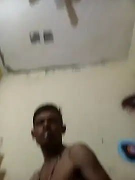 Snapshot of HSexy_Men00 chatting on 12-17-25, 08:19 HSexy Men00 online show from 12-17-25, 08:19