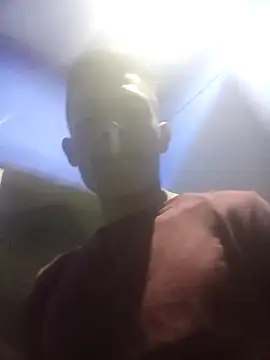 Snapshot of HSexy_Men00 chatting on 11-28-25, 09:09 HSexy Men00 online show from 11-28-25, 09:09