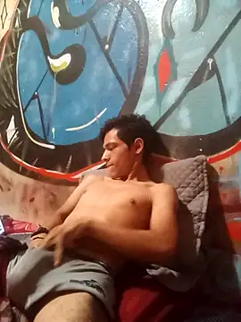 Snapshot of HSexy_Men00 chatting on 11-18-25, 03:37 HSexy Men00 online show from 11-18-25, 03:37