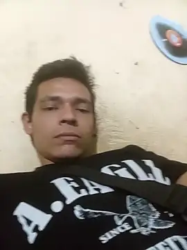 Snapshot of HSexy_Men00 chatting on 11-15-25, 12:47 HSexy Men00 online show from 11-15-25, 12:47