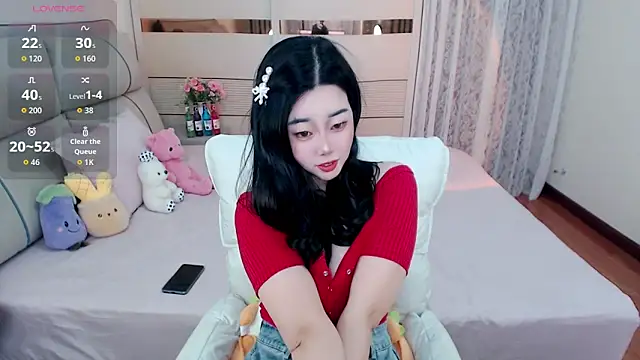 Xiaodie-baby online show from 12-18-25, 01:11