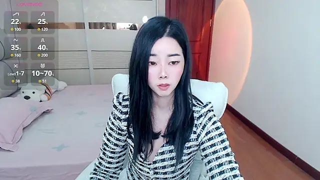 Xiaodie-baby online show from 11-11-25, 12:49