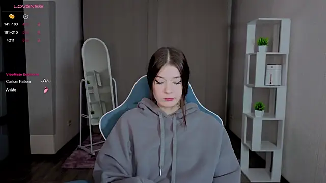 Ksarina online show from 11-15-25, 12:20