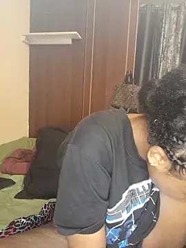 kitty louise online show from 11-01-25, 04:01