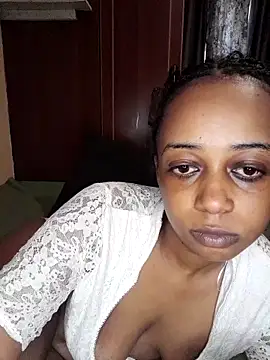 kitty louise online show from 10-29-25, 09:08