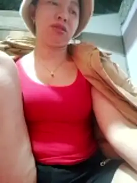 Snapshot of TRIEUTRIEU20 chatting on 02-28-26, 11:37 TRIEUTRIEU20 online show from 02-28-26, 11:37