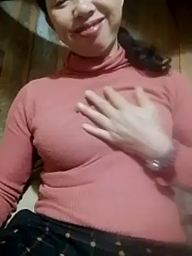 Snapshot of TRIEUTRIEU20 chatting on 02-14-26, 02:56 TRIEUTRIEU20 online show from 02-14-26, 02:56