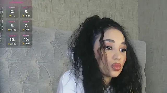 Snapshot of DemmiLove chatting on 02-25-26, 08:08 DemmiLove online show from 02-25-26, 08:08