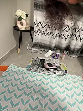 Nicole bash online show from 03-20-26, 06:47