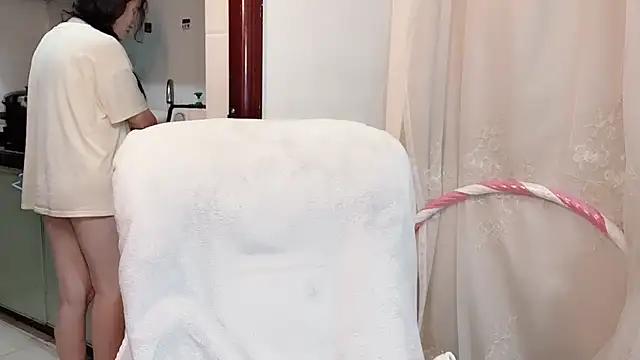 anna-888- online show from 11-08-25, 03:59