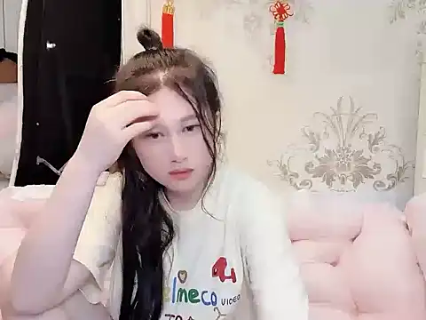 Snapshot of anna-888- chatting on 03-27-26, 02:20 anna-888- online show from 03-27-26, 02:20