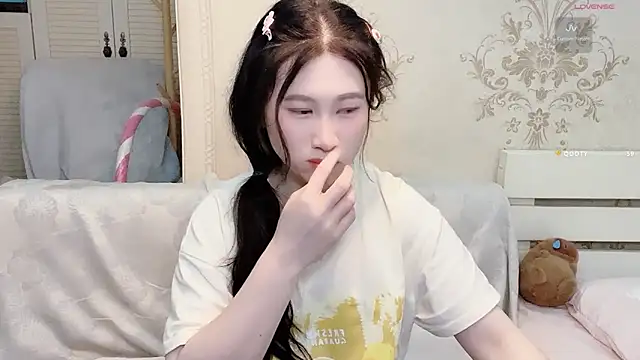 Snapshot of anna-888- chatting on 02-14-26, 01:28 anna-888- online show from 02-14-26, 01:28