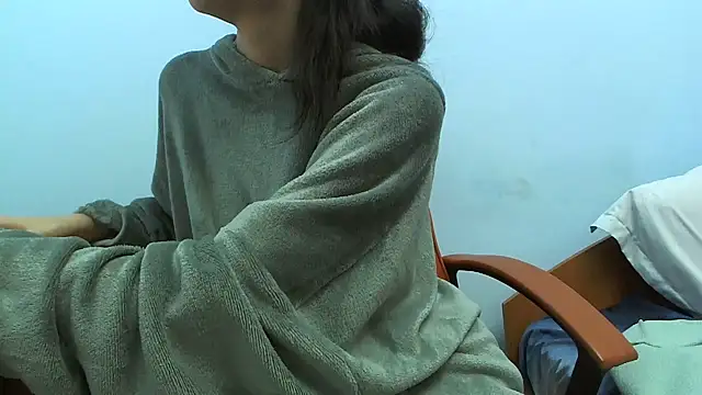 andreea713 online show from 02-25-26, 03:34