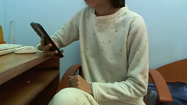 andreea713 online show from 03-08-26, 03:04