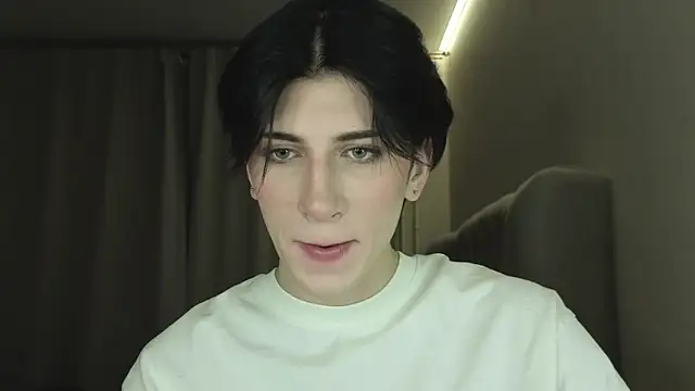 Oliver star boy  online show from 03-10-26, 09:41