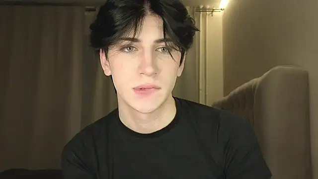 Oliver star boy  online show from 03-02-26, 12:22