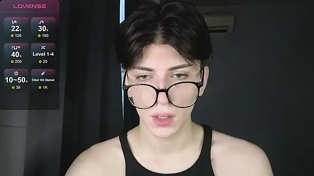 Oliver star boy  online show from 11-27-25, 01:11