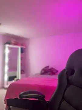 amber white15 online show from 01-11-26, 05:25