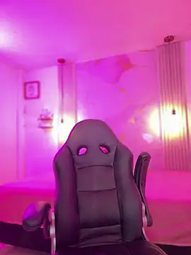 amber white15 online show from 02-20-26, 01:13