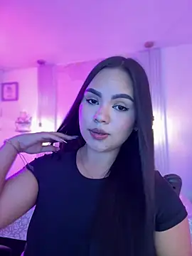 amber white15 online show from 02-18-26, 02:53