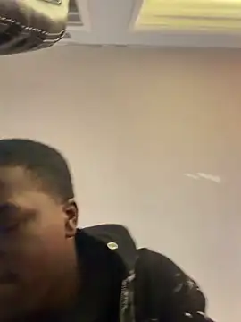 Snapshot of cjbuckkz11 chatting on 02-12-26, 03:01 cjbuckkz11 online show from 02-12-26, 03:01