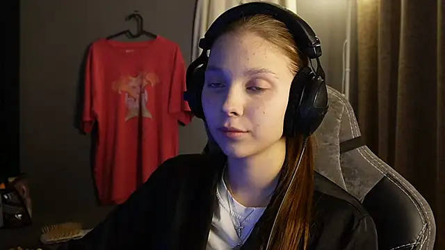 Softixq online show from 11-11-25, 05:19