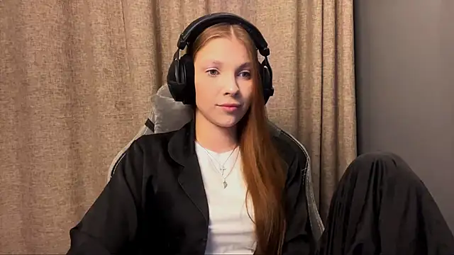 Softixq online show from 11-07-25, 04:11