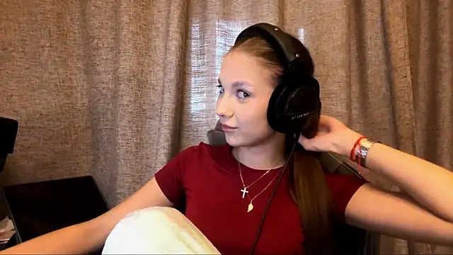 Softixq online show from 10-29-25, 01:10